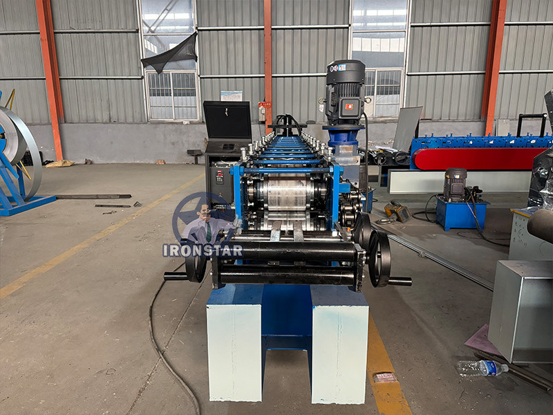“12GA Galvanized Steel V Shape Corner Bead Roll Forming Machine 1.5-3 Inch Sizes For USA Drywall Contractors”